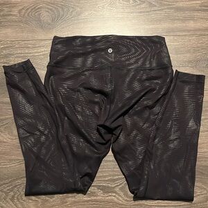 Lululemon Wunder Train High-Rise Tight 28”